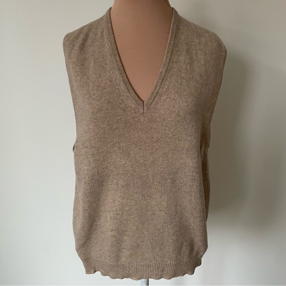 Forstmann Vintage 1960s 100% Cashmere Tan Sleeveless V-Neck Sweater Top Sz 42/8